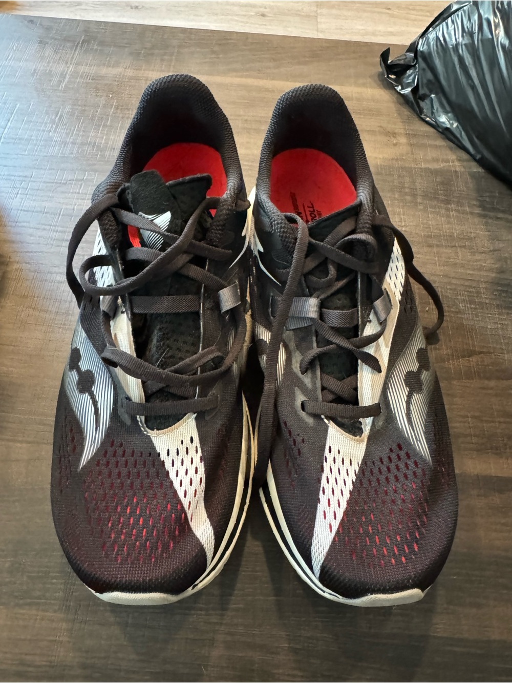 Saucony Men's Black and Red Athletic Running Shoes